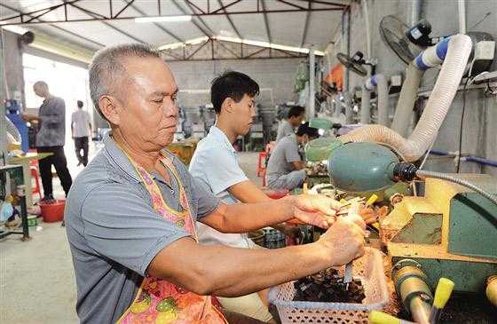 澄迈县有机玻璃制品（澄迈企业有哪些）