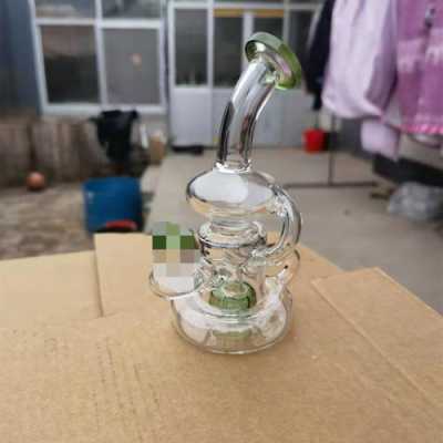 玻璃制品烟壶有毒吗安全吗（玻璃制品烟壶有毒吗安全吗能用吗）