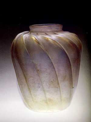 研究古玻璃制品的成分分析（中国古代玻璃工艺）